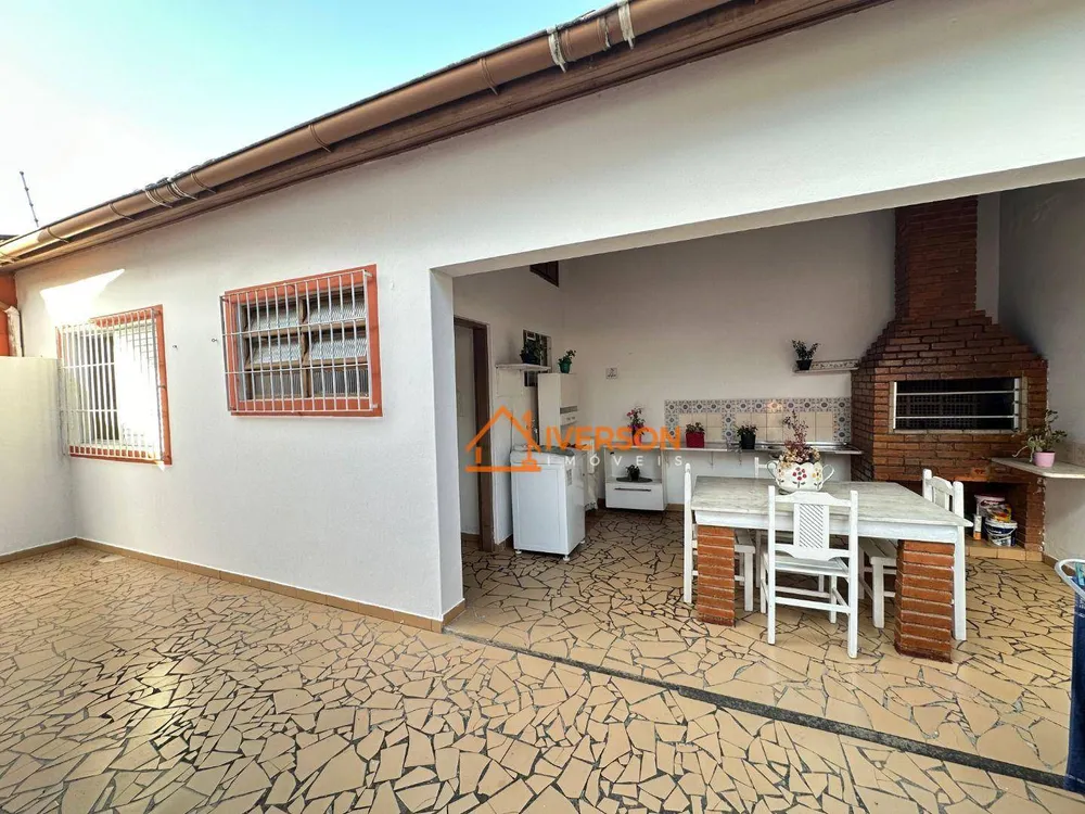 Casa, 2 quartos, 140 m² - Foto 1