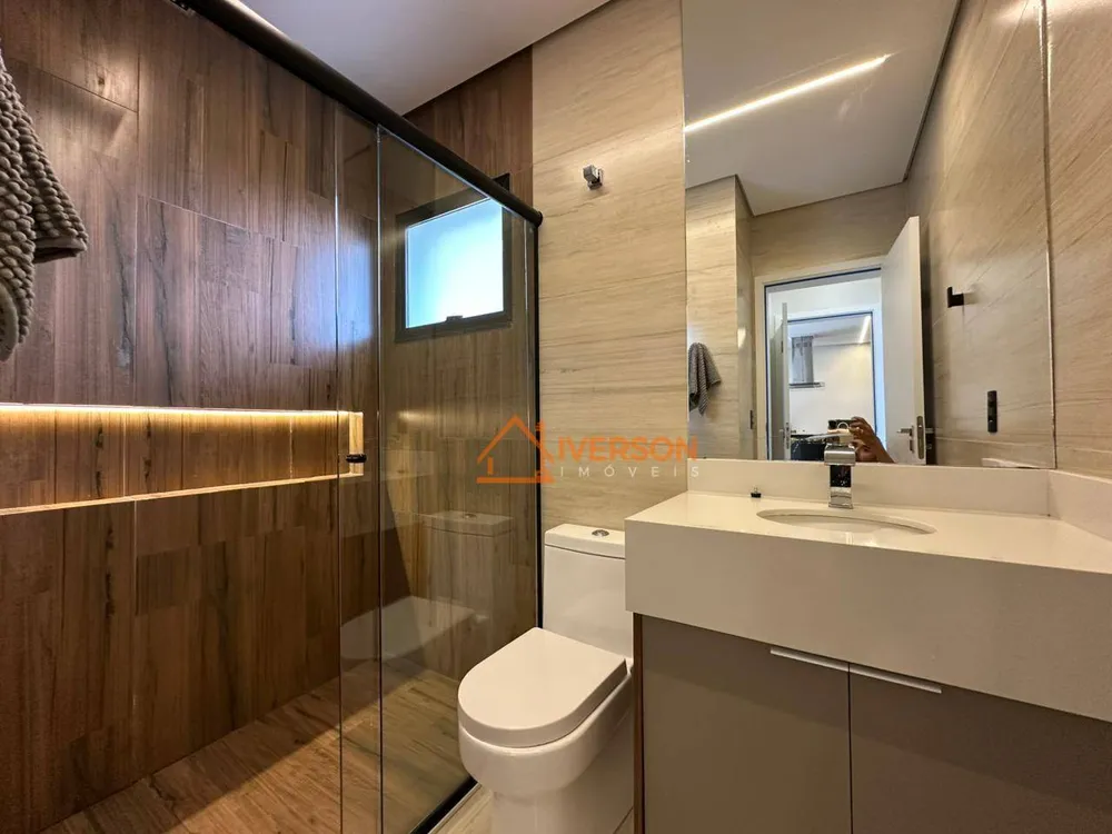 Sobrado, 6 quartos, 291 m² - Foto 3