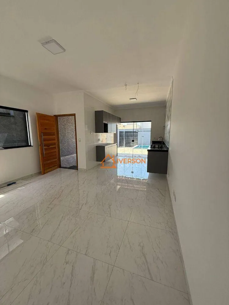 Casa, 2 quartos, 92 m² - Foto 1