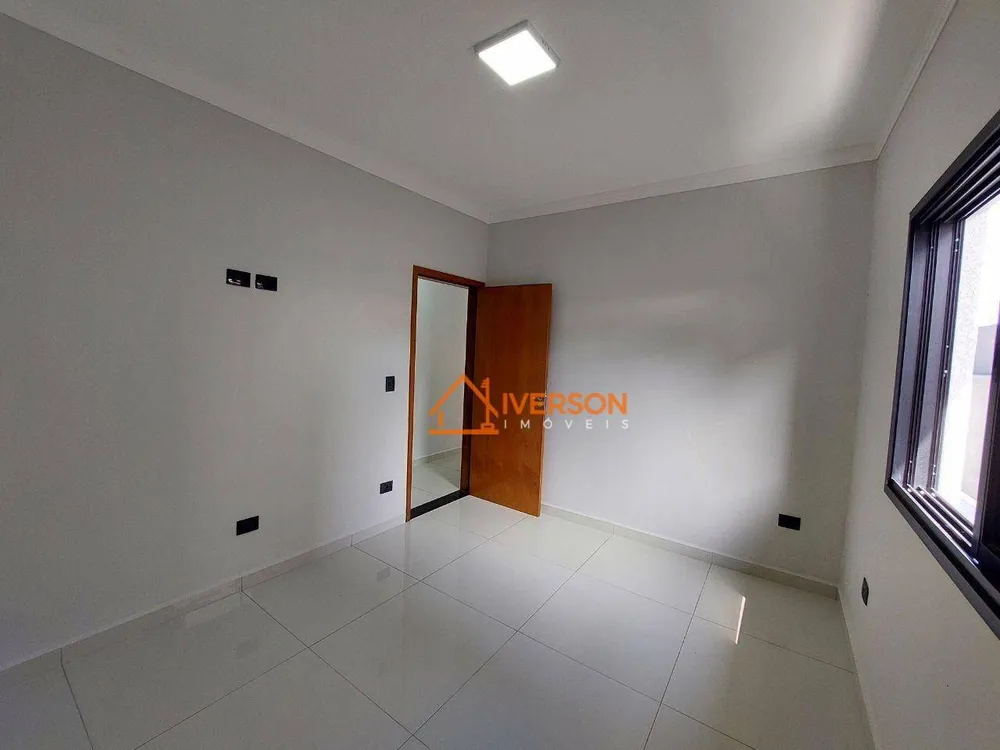 Casa, 4 quartos, 184 m² - Foto 2
