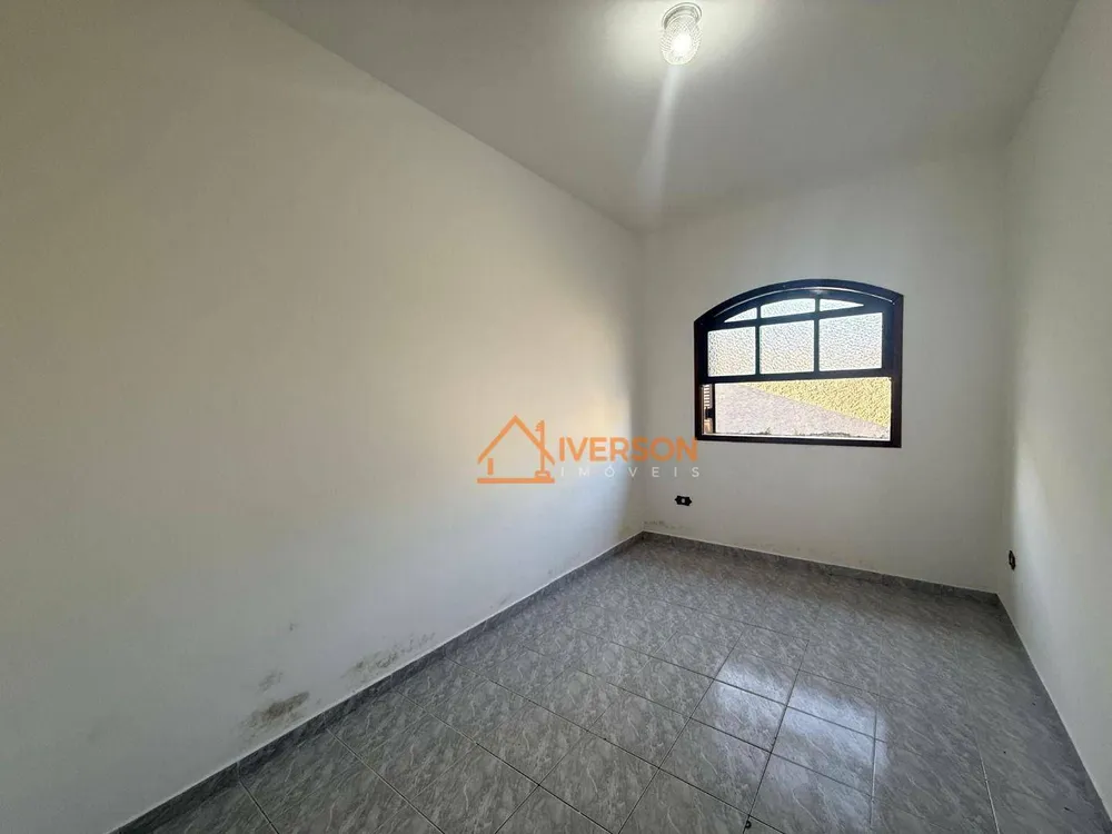 Casa, 3 quartos, 81 m² - Foto 1