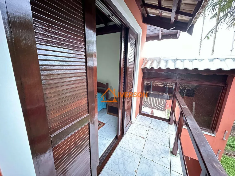 Casa, 3 quartos, 184 m² - Foto 1