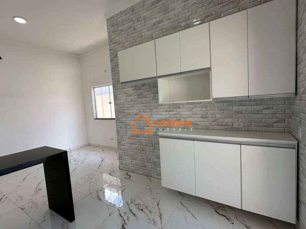 Casa, 2 quartos, 82 m² - Foto 1