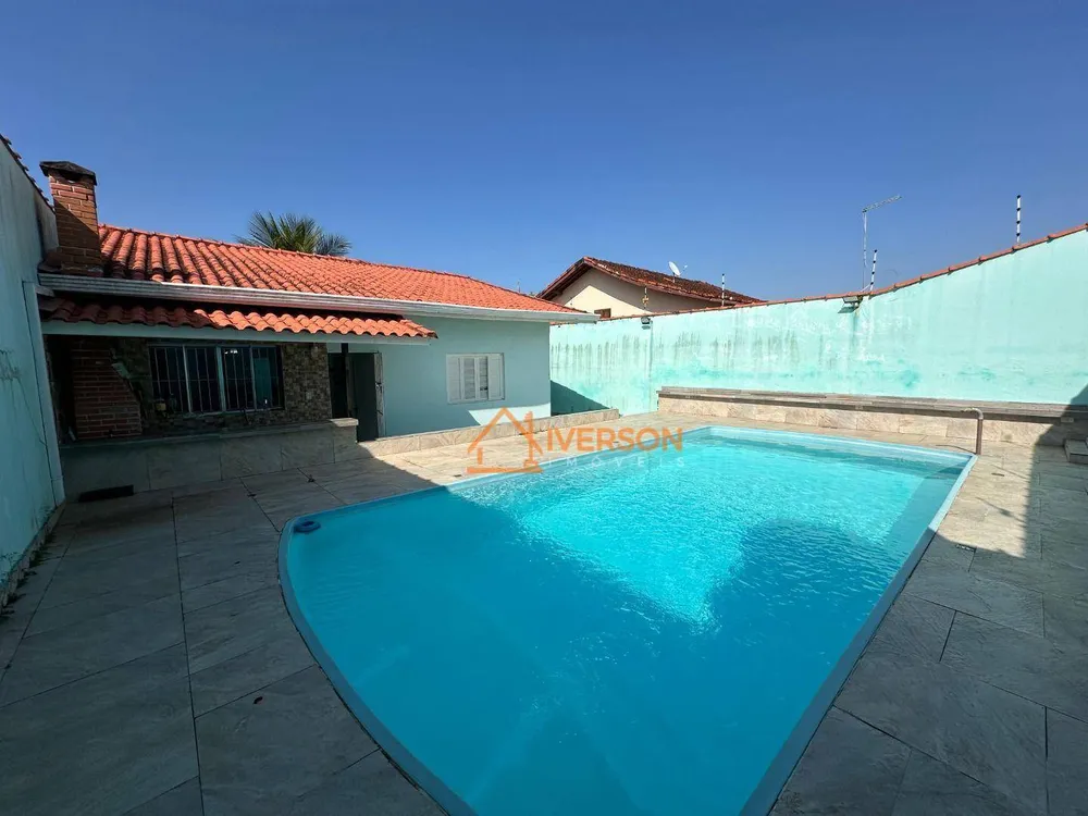 Casa, 2 quartos, 122 m² - Foto 1