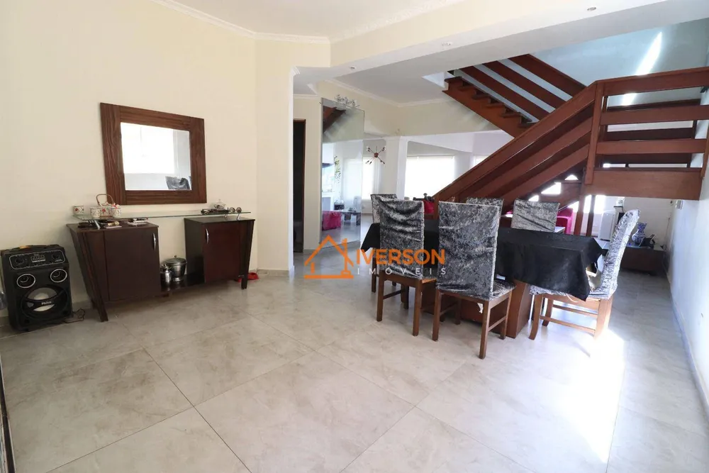 Sobrado, 4 quartos, 204 m² - Foto 9