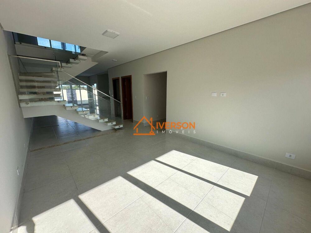 Sobrado, 4 quartos, 193 m² - Foto 3