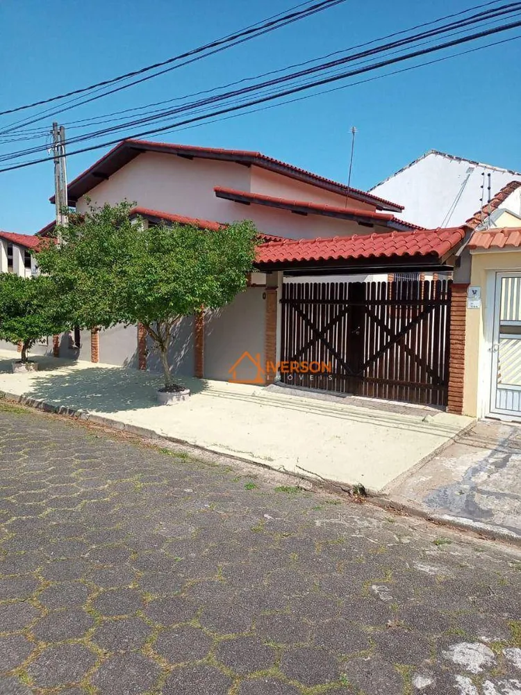 Casa, 2 quartos, 95 m² - Foto 1