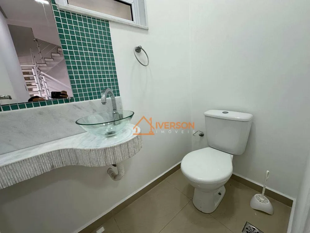 Sobrado, 3 quartos, 213 m² - Foto 1