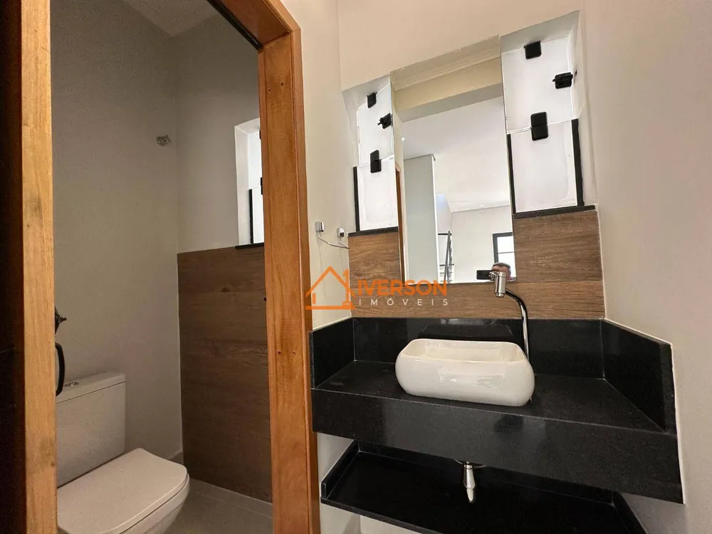 Sobrado, 4 quartos, 193 m² - Foto 1