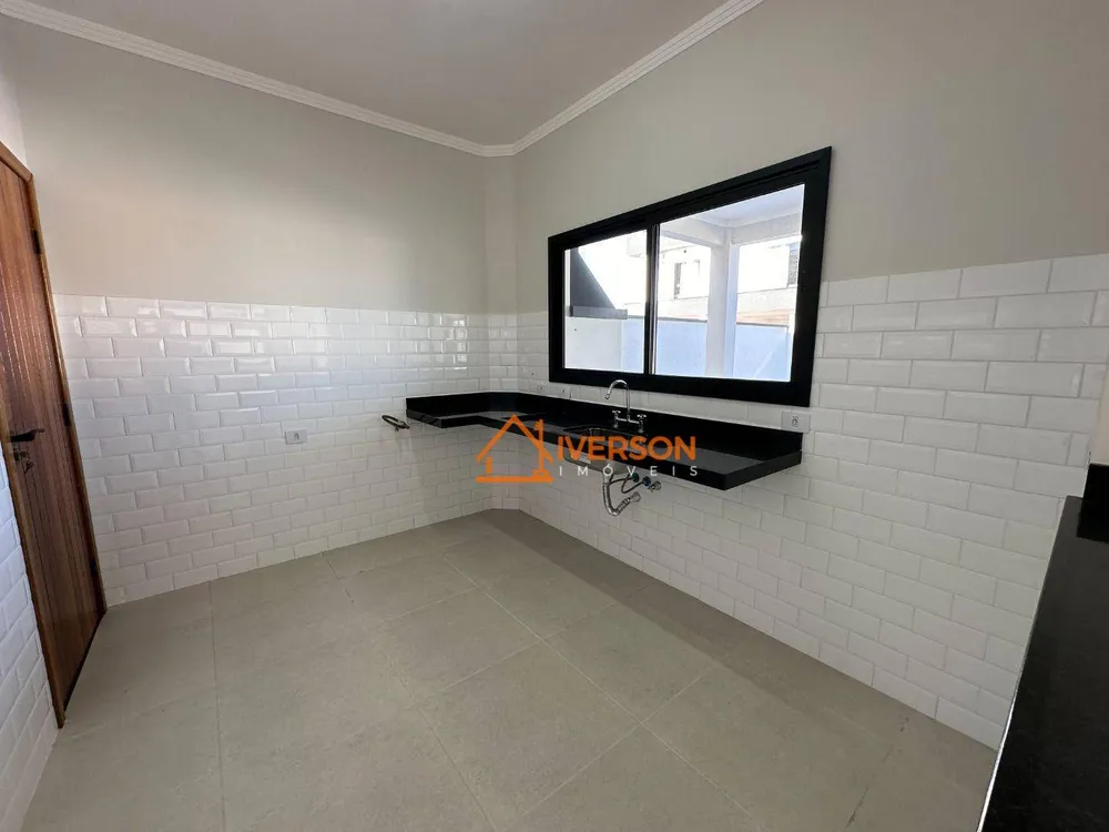 Sobrado, 4 quartos, 193 m² - Foto 2