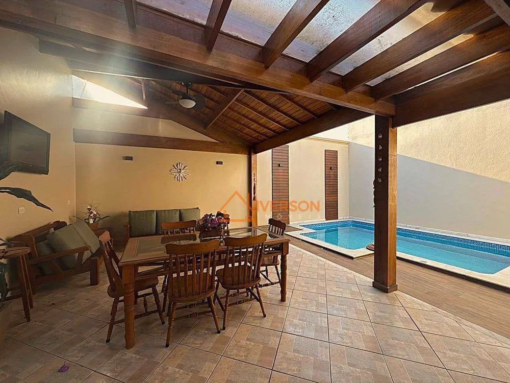 Casa, 3 quartos, 167 m² - Foto 11