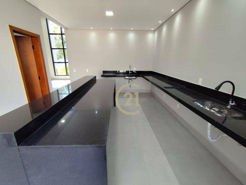 Casa de Condomínio à venda com 3 quartos, 183m² - Foto 4