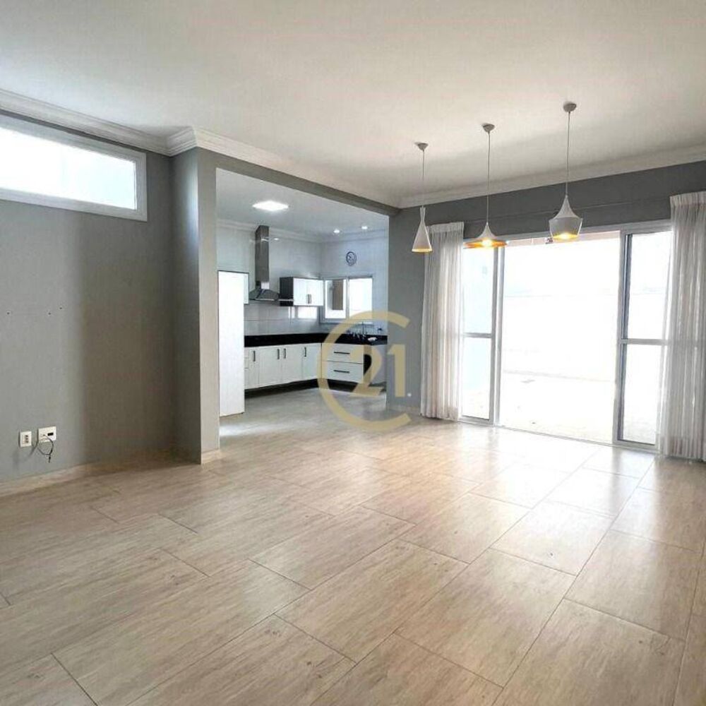 Casa de Condomínio à venda com 3 quartos, 155m² - Foto 2