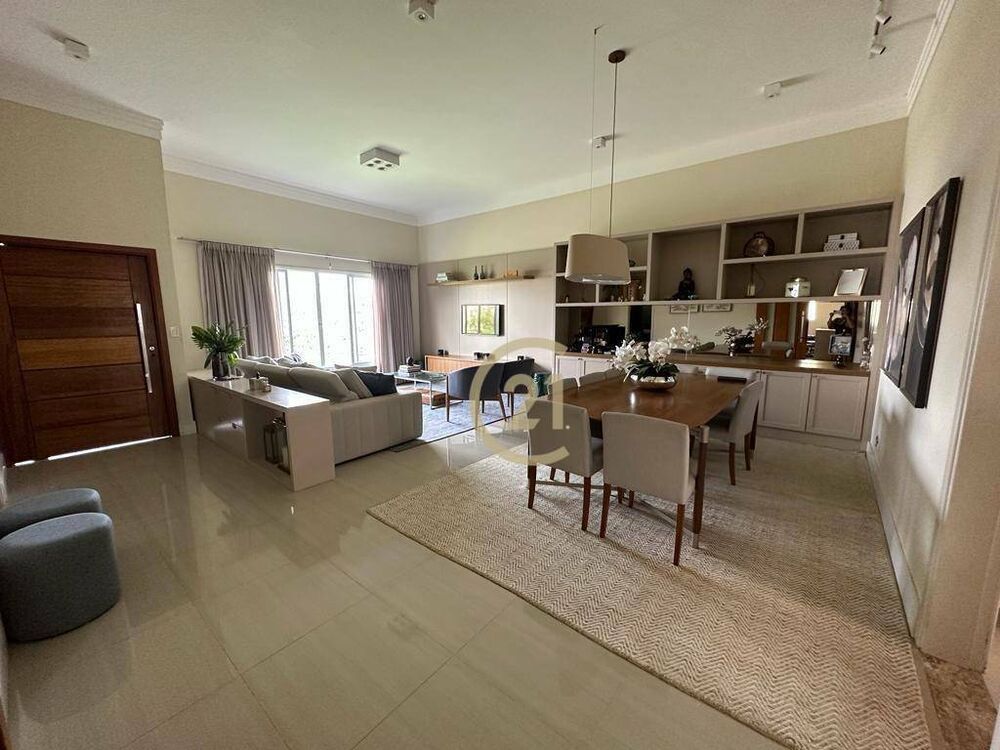 Casa de Condomínio à venda com 4 quartos, 226m² - Foto 4