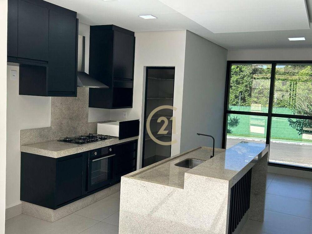 Casa de Condomínio à venda com 4 quartos, 218m² - Foto 4