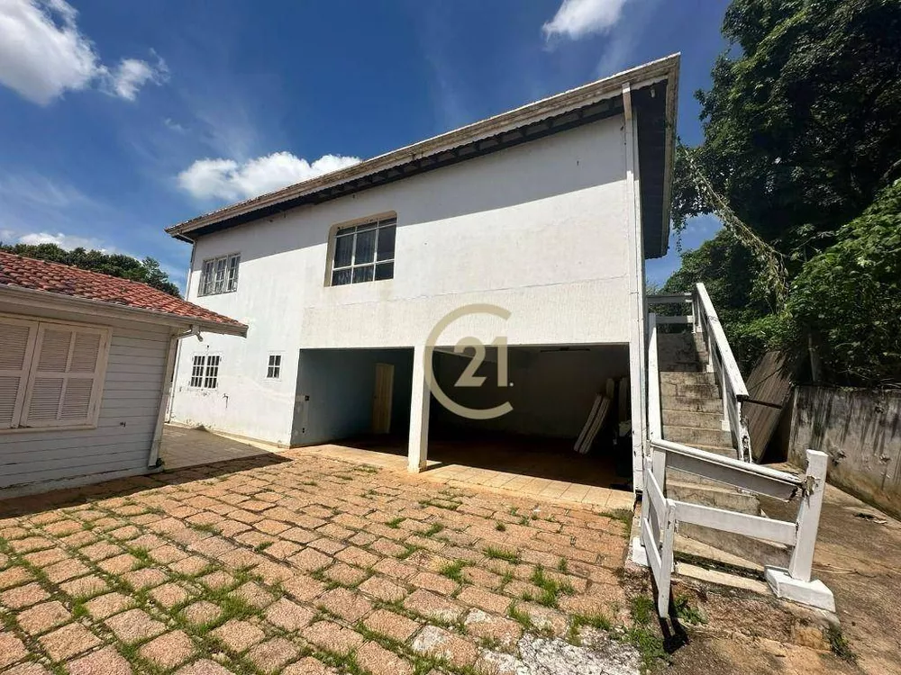 Chácara à venda com 3 quartos, 330m² - Foto 1