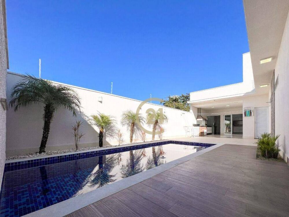 Casa de Condomínio à venda com 4 quartos, 223m² - Foto 2