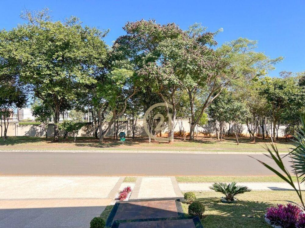 Casa de Condomínio à venda com 4 quartos, 223m² - Foto 8