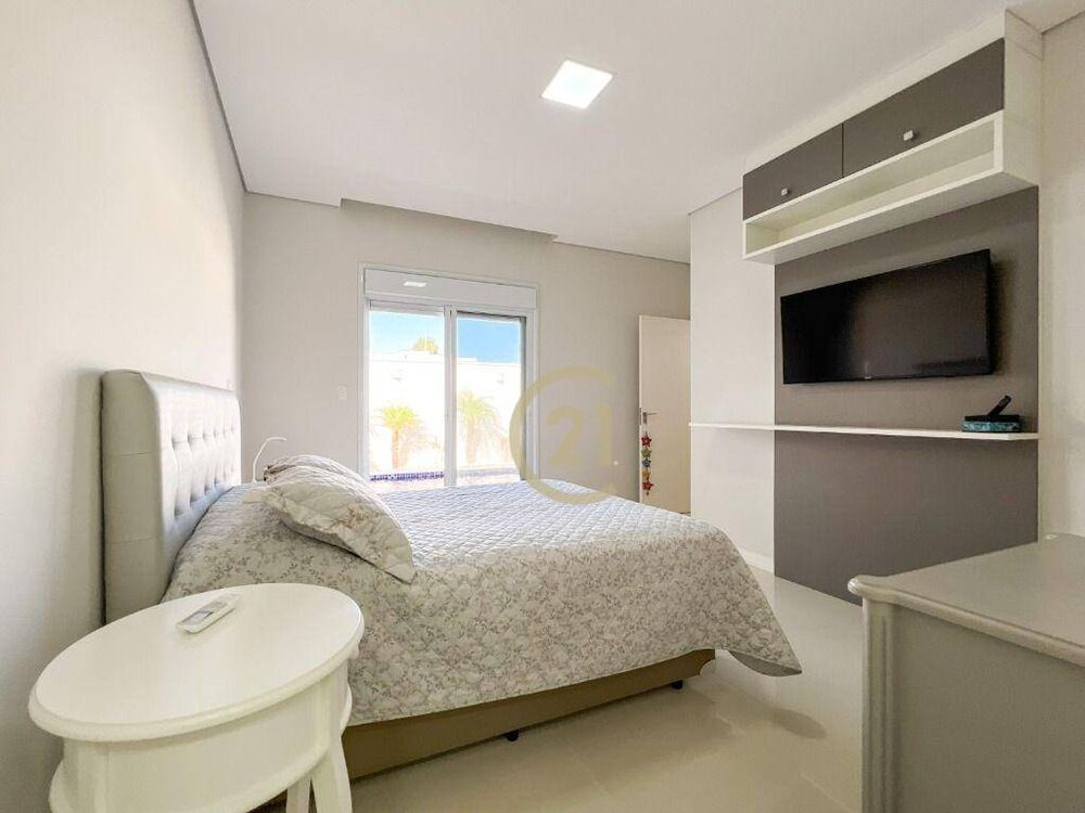 Casa de Condomínio à venda com 4 quartos, 223m² - Foto 19