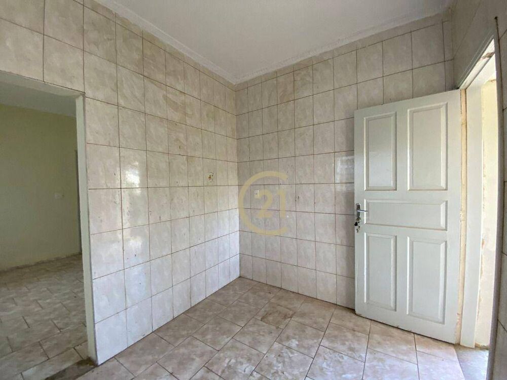 Casa para alugar com 3 quartos, 140m² - Foto 3