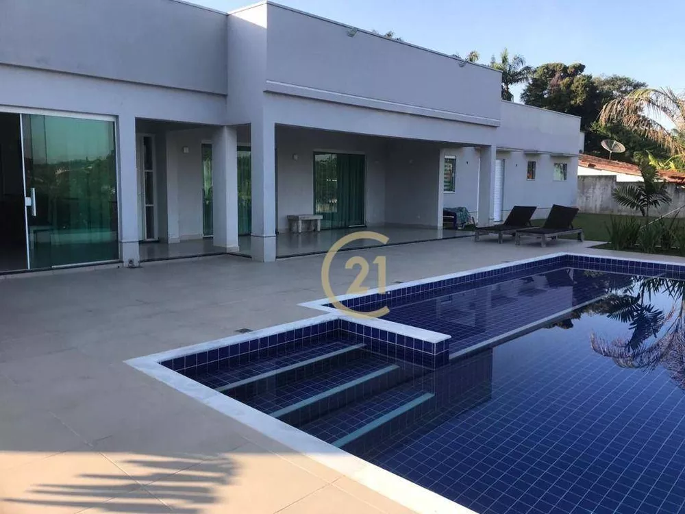 Casa de Condomínio à venda com 4 quartos, 370m² - Foto 1