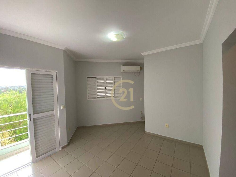 Casa de Condomínio à venda e aluguel com 6 quartos, 290m² - Foto 3