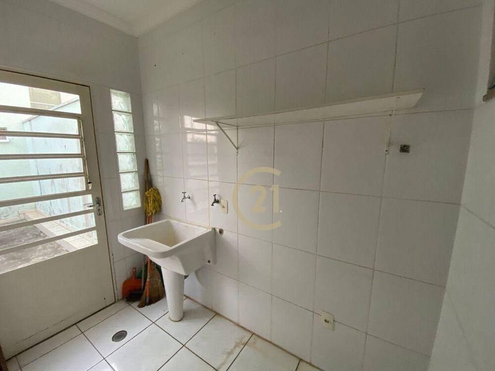 Casa de Condomínio à venda e aluguel com 6 quartos, 290m² - Foto 9