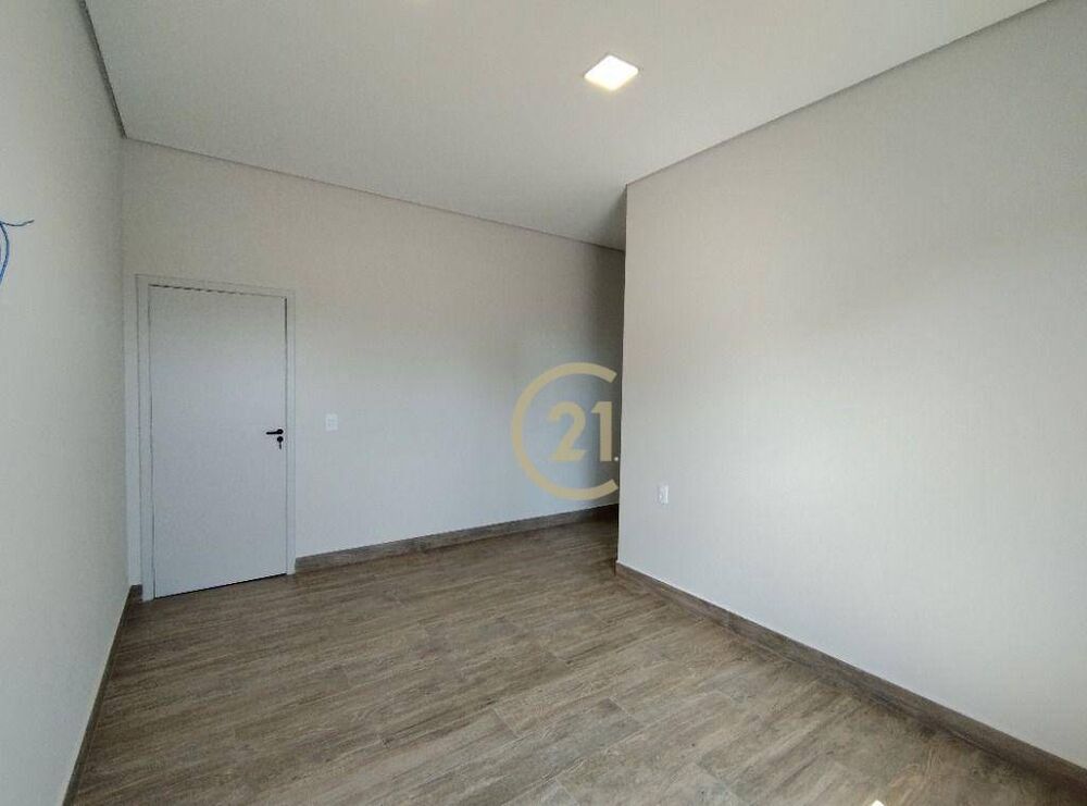 Casa de Condomínio à venda com 3 quartos, 400m² - Foto 3