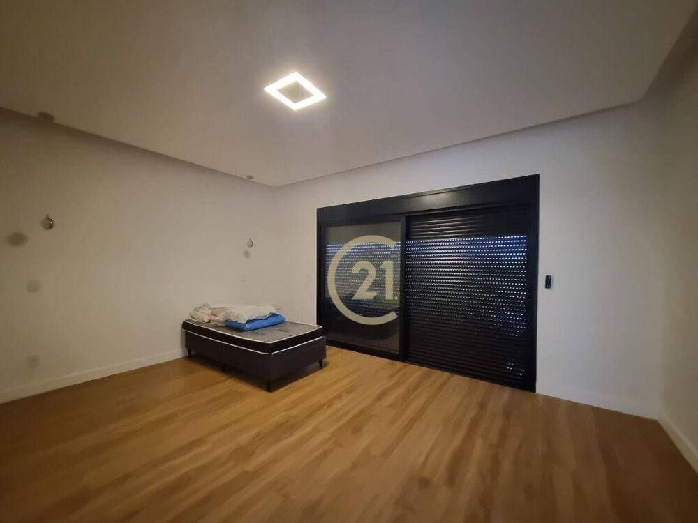 Casa de Condomínio à venda e aluguel com 3 quartos, 293m² - Foto 3