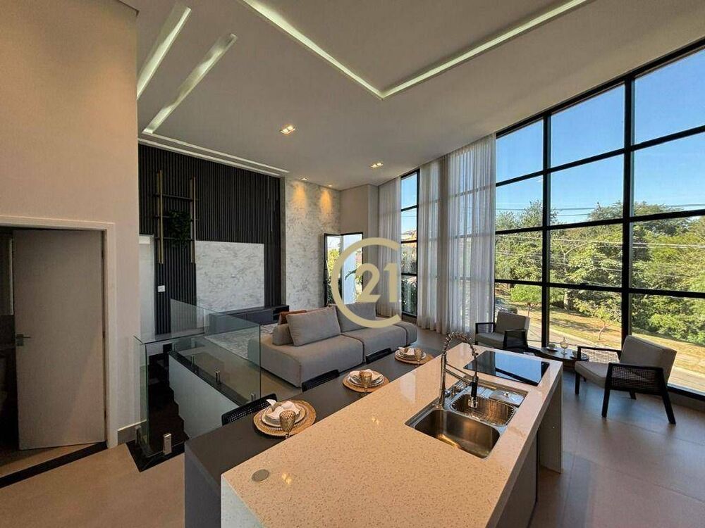 Casa de Condomínio à venda com 4 quartos, 246m² - Foto 1