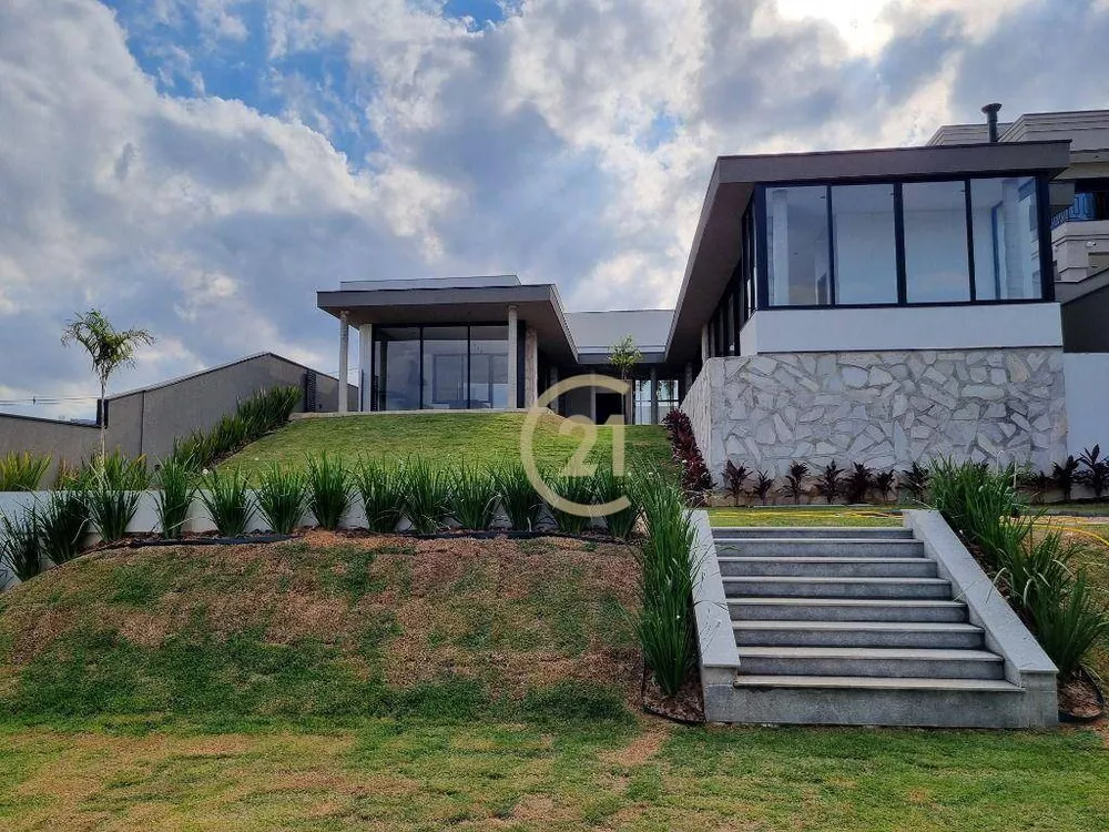 Casa de Condomínio à venda com 4 quartos, 550m² - Foto 3