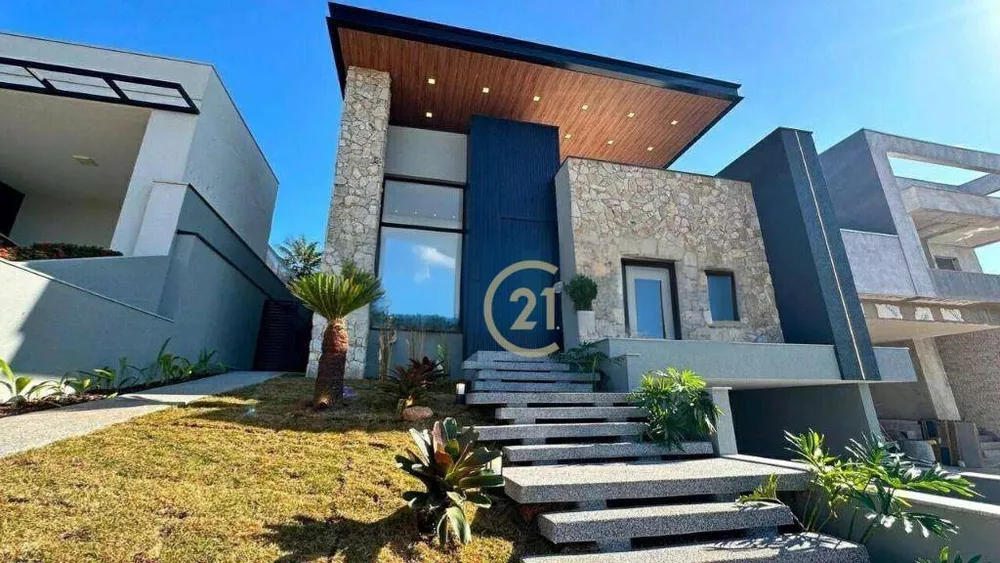 Casa de Condomínio à venda com 3 quartos, 290m² - Foto 1