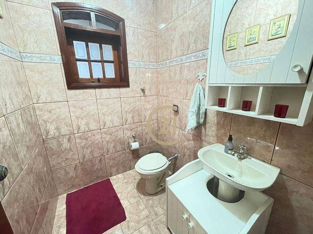 Casa à venda com 3 quartos, 200m² - Foto 9