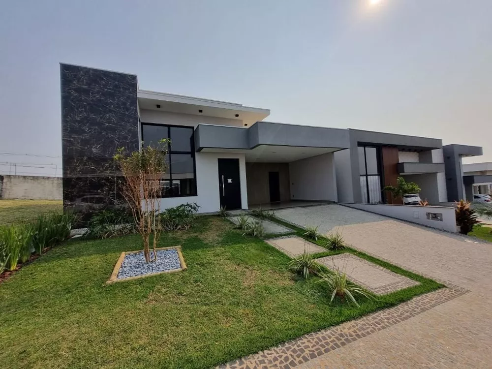 Casa de Condomínio à venda com 3 quartos, 190m² - Foto 1