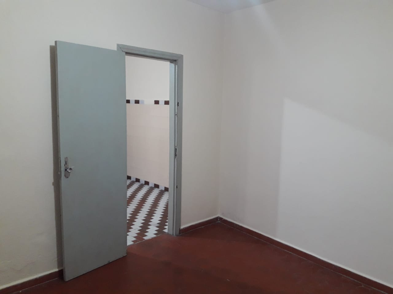 Casa para alugar com 1 quarto, 45m² - Foto 9