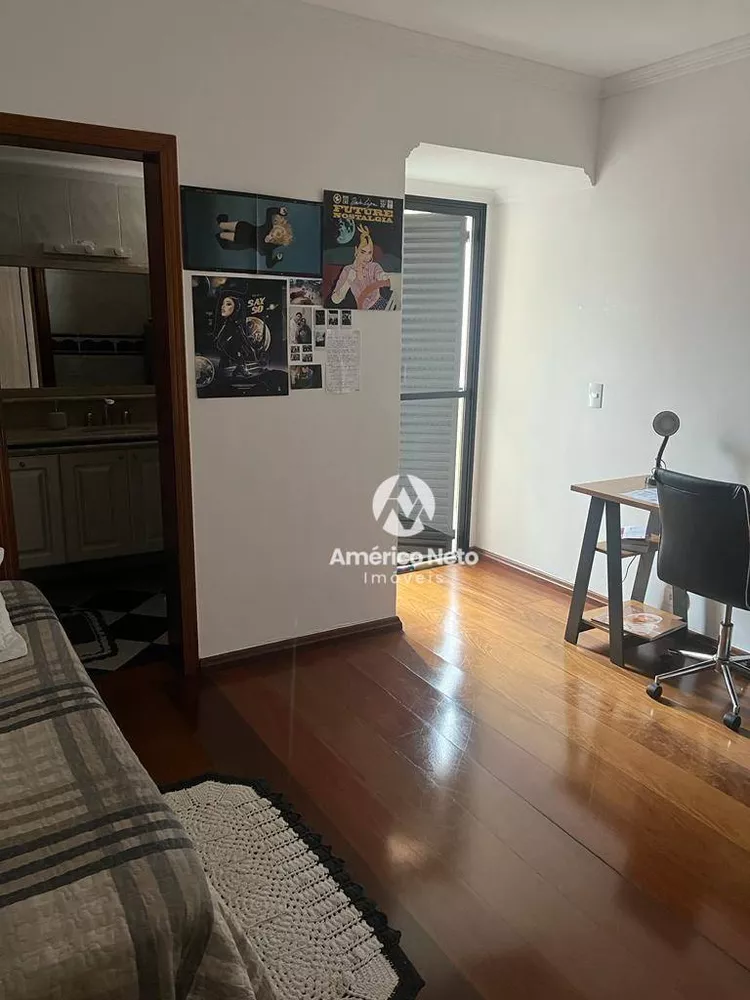Apartamento, 3 quartos, 196 m² - Foto 1