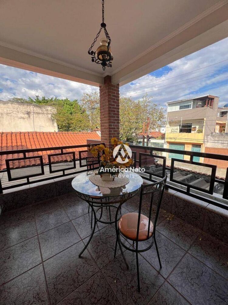 Sobrado, 3 quartos, 280 m² - Foto 1