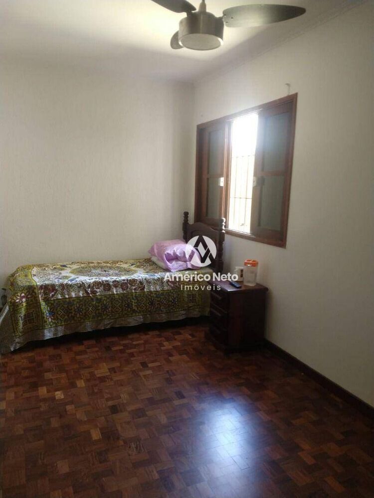 Casa, 3 quartos, 180 m² - Foto 2