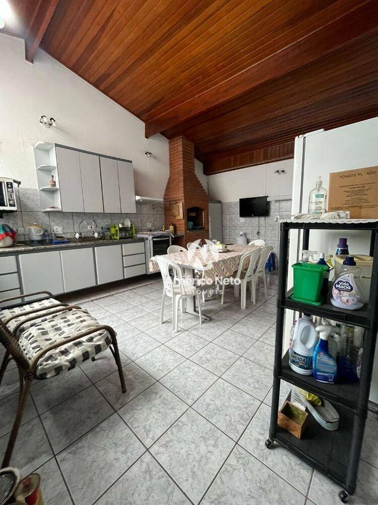Casa, 2 quartos, 180 m² - Foto 4