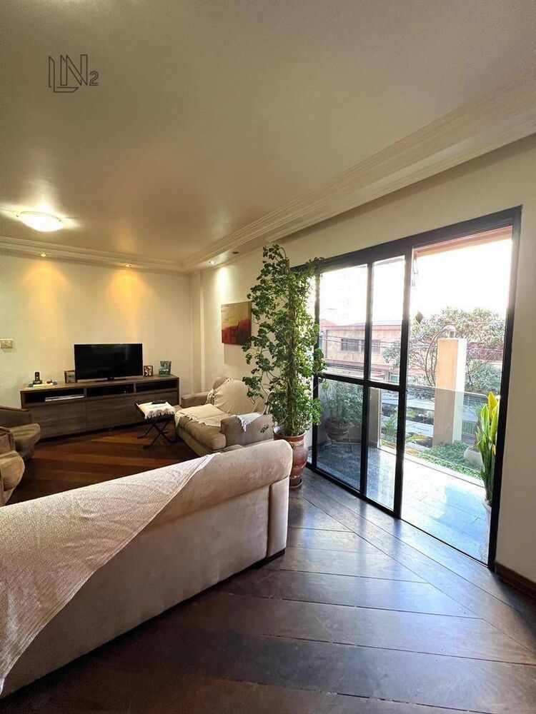 Apartamento, 3 quartos, 156 m² - Foto 2