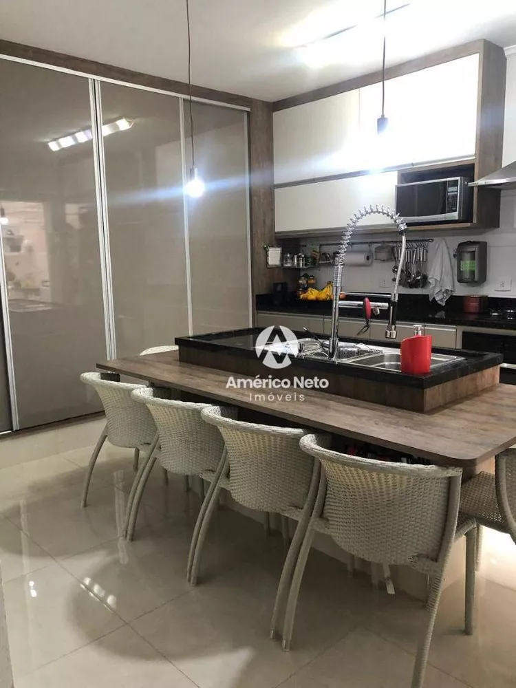Sobrado, 3 quartos, 172 m² - Foto 3