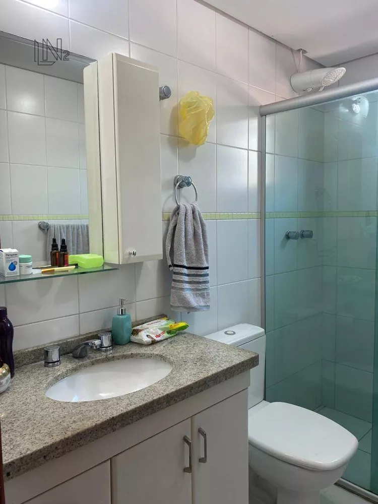 Apartamento à venda com 3 quartos, 96m² - Foto 7