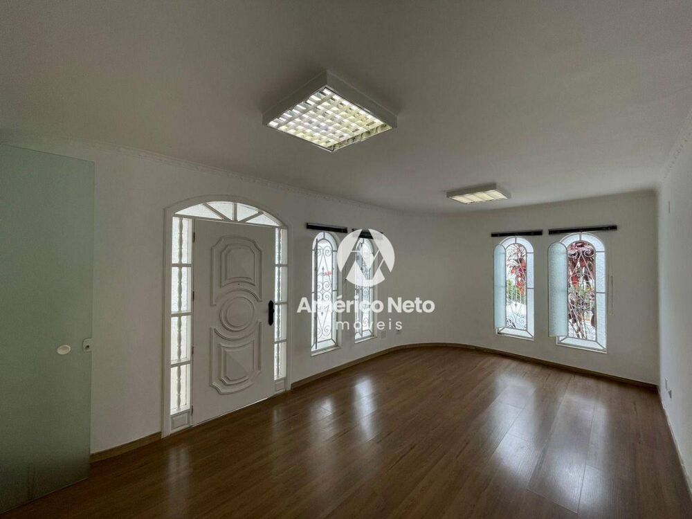 Casa, 3 quartos, 272 m² - Foto 3