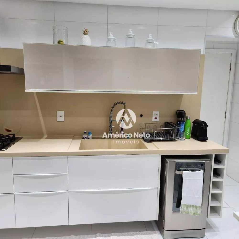 Apartamento, 3 quartos, 140 m² - Foto 1
