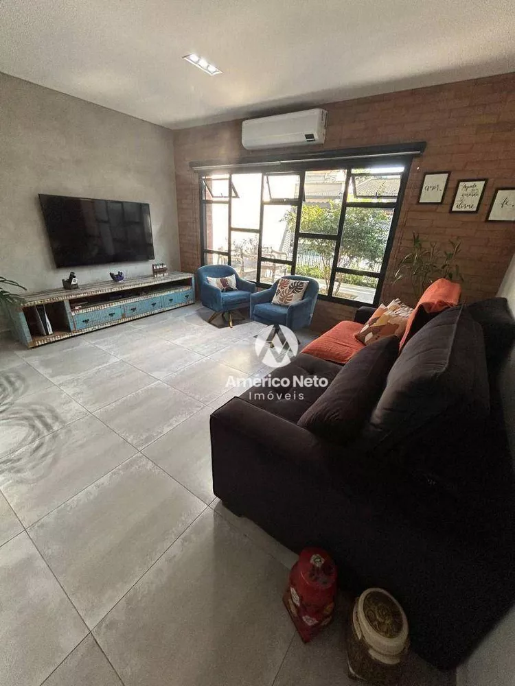 Casa, 4 quartos, 203 m² - Foto 5