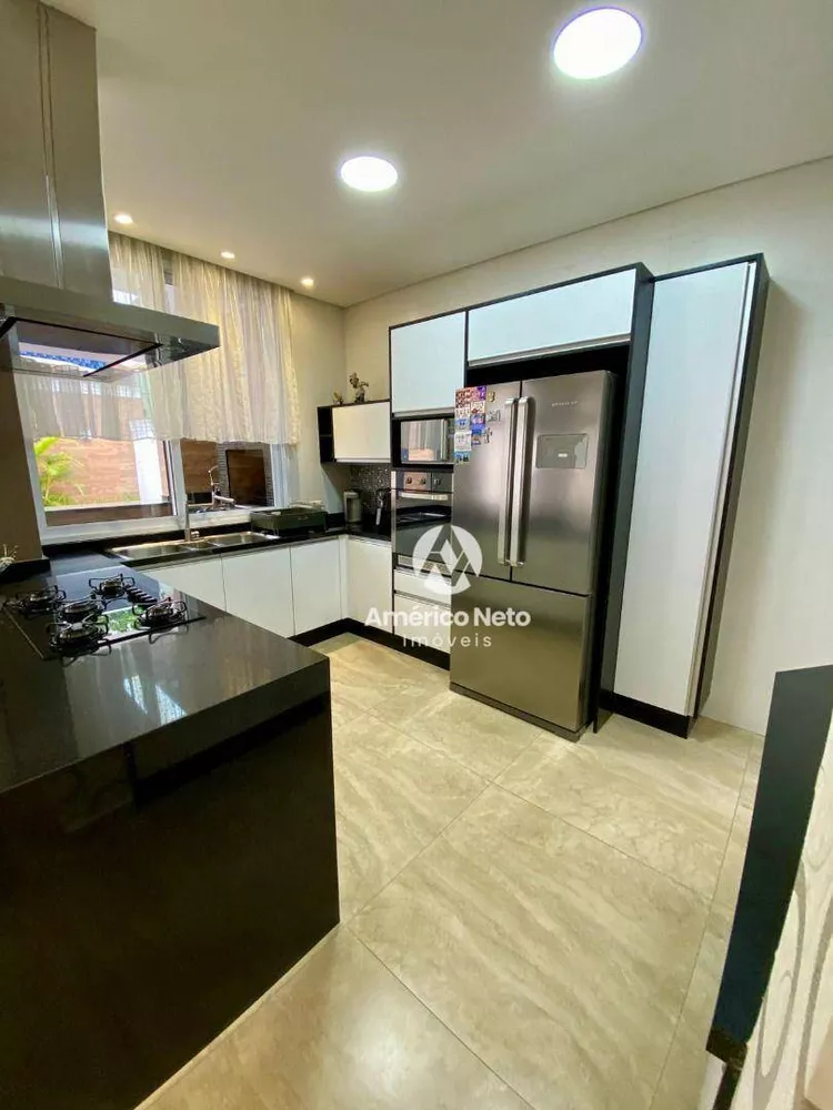 Sobrado à venda e aluguel com 4 quartos, 420m² - Foto 12