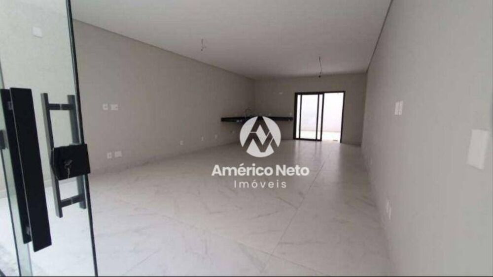 Sobrado, 3 quartos, 220 m² - Foto 1