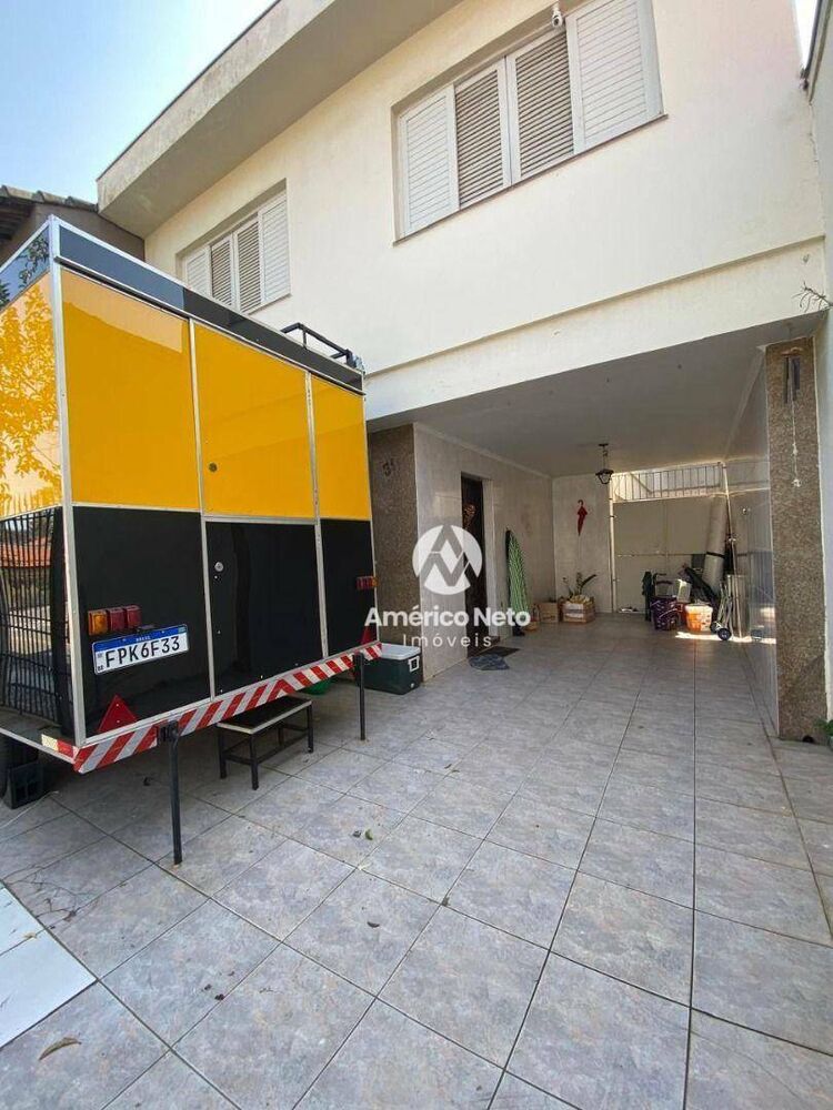 Sobrado, 3 quartos, 167 m² - Foto 1