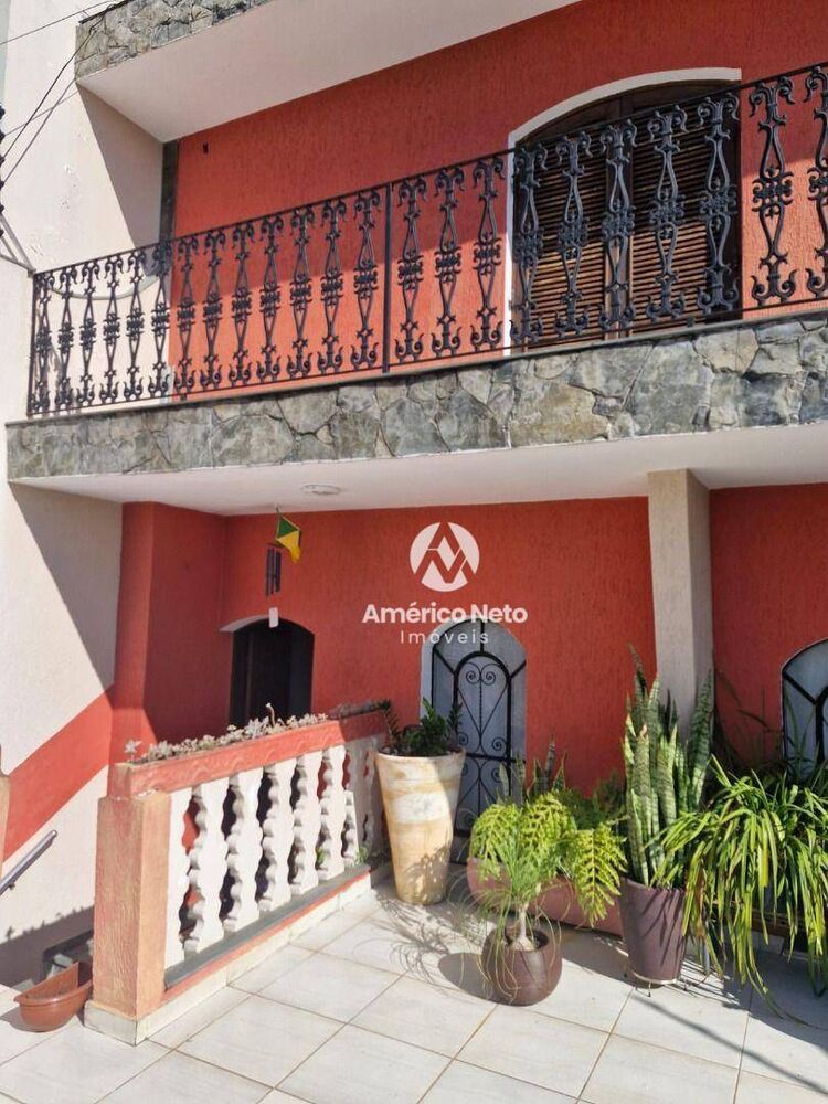 Sobrado, 3 quartos, 160 m² - Foto 1