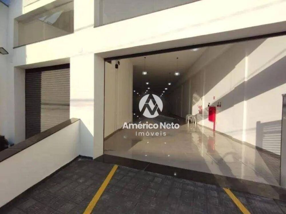 Depósito-Galpão, 1040 m² - Foto 1